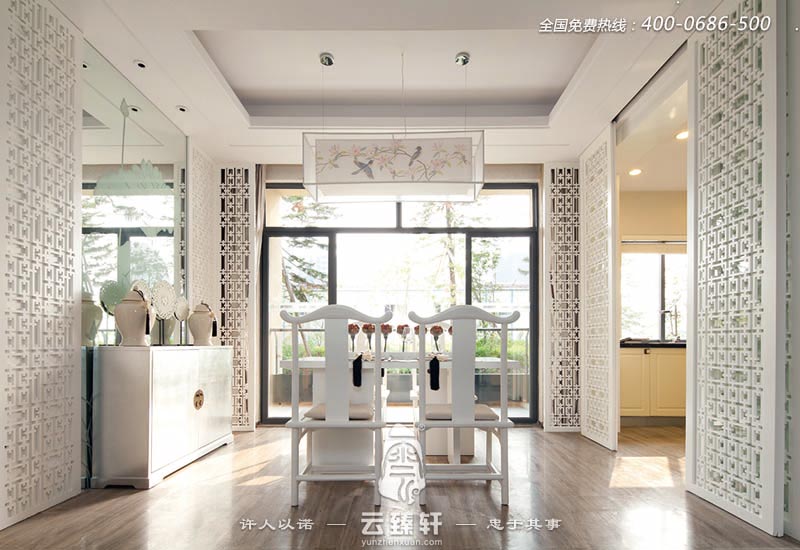餐廳簡潔大氣木質(zhì)家具中式設(shè)計