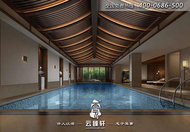 會(huì)所游泳池的裝修運(yùn)用了簡(jiǎn)潔的線條